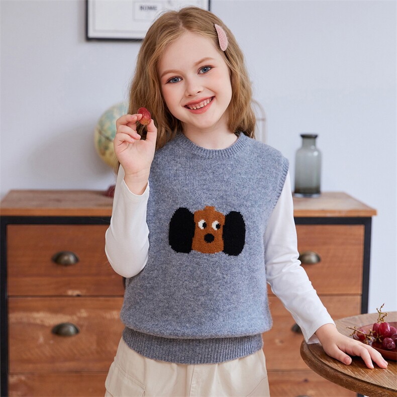 时尚百搭通勤小狗马甲柔软舒适套头加厚款，童装马夹/背心，伊绒腾羊绒