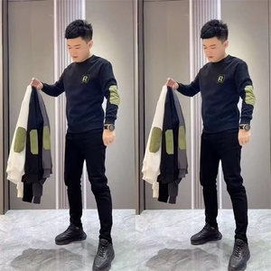 2025秋冬季新款简约字母卫衣男士时尚圆领套头长袖打底衫无帽衣服图片