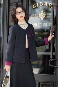 小香风温柔气质短款毛呢外套女2025秋冬新款时尚撞色双面羊毛大衣图片