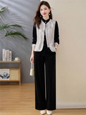 2026春装工艺绣花面料新款简约时尚休闲修身三件套，女装套装/套裙，伊航服饰