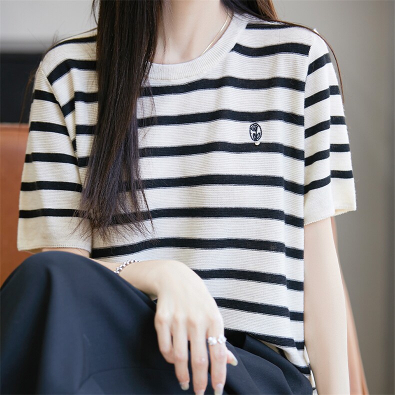 夏新款圆领条纹拼色刺绣小花精纺羊毛短袖T恤女休闲宽松针织上衣,针织衫/毛衣,唐诺
