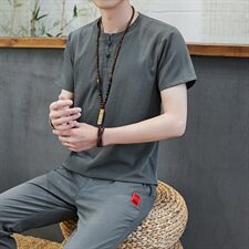 深灰色