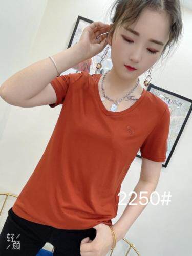 夏季新款超舒棉T，女装，云落伊里