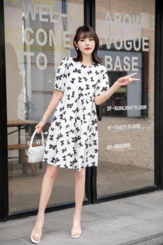 韩版减龄款连衣裙，女装连衣裙，艾美欧歌