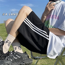 黑色