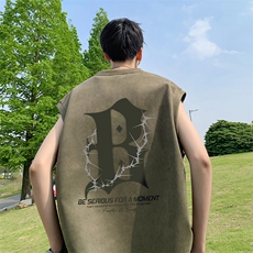 军绿色