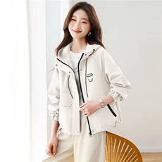 现货！现货！2026春季新款时尚宽松休闲短款外套女，女装短外套，以桐