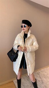 【现货】 时尚宽松舒适休闲白鸭绒羽绒服图片