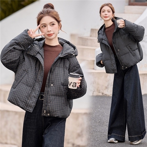 现货白鸭绒2025年冬季连帽宽松千鸟格羽绒服图片