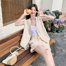杏色休闲v领马甲短裤套装女2025夏季新款韩系气质小个子两件套潮，女装套装/套裙，2C050