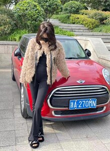 冬季新款羊卷毛外套图片