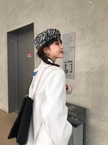 春季新款 后背贴标韩范西服女图片