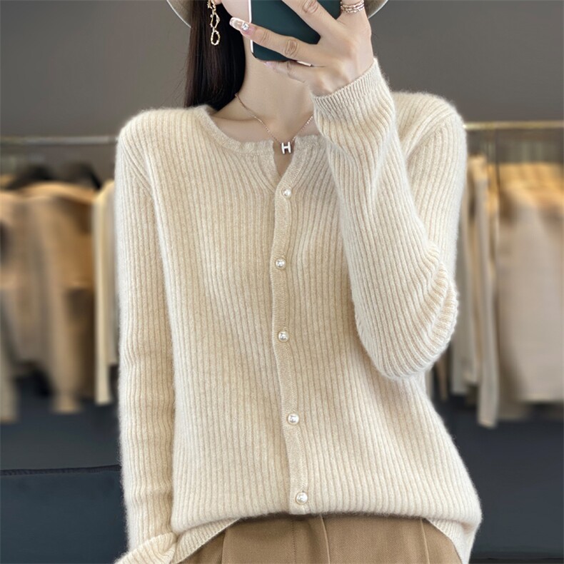 开衫女圆领坑条珍珠扣毛衣外套宽松羊绒衫外搭针织上衣,女装羊毛衫,大美人高端店