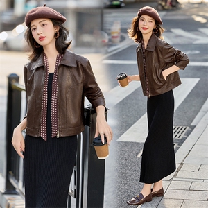 2025海宁秋款皮衣外套女长袖短外套女秋立体小翻领夹克上衣送丝巾，女装皮衣，跑量工厂店