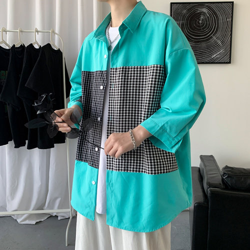 黑色