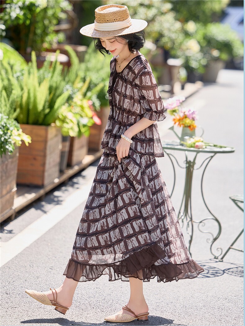 时尚休闲格纹显瘦系带上衣木耳边半裙超仙两件套女,女装套装/套裙,水衣源