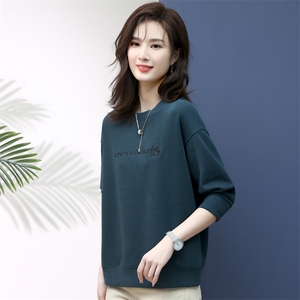 2022年秋季新款韩版套头圆领卫衣女长袖宽松显瘦字母上衣服女棉