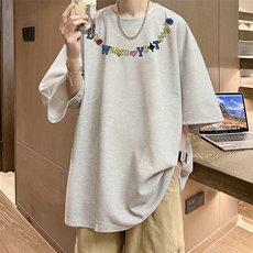 灰色