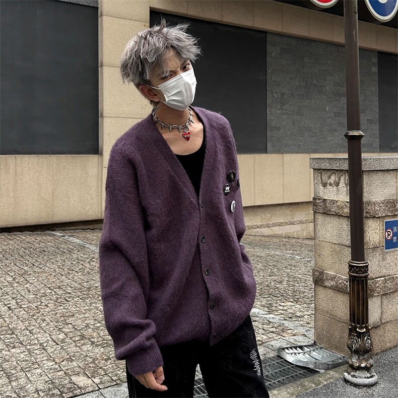 网图2025紫色V领针织开衫胸针宽松慵懒毛衣外套A025-GM19802-P59,男装针织衫/毛衣,电商A025