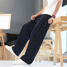 宝蓝色