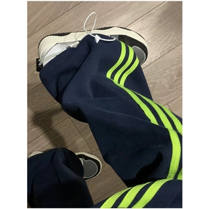 三条杠冰丝裤子男夏季薄款显腿长垂感直筒裤冲孔 BB26图片
