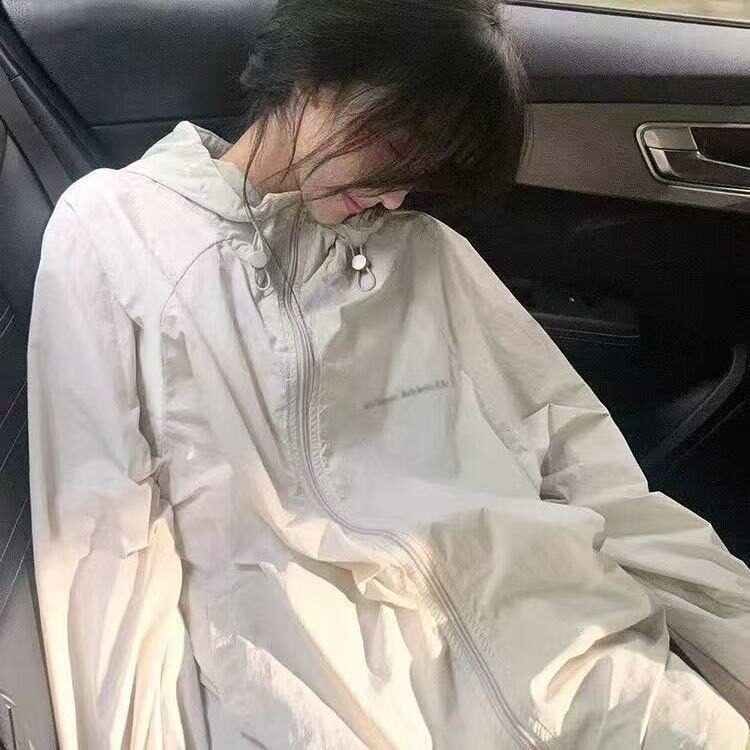 户外好看灰色透气防晒衣女夏季2025新款宽松紫外线薄款轻薄外套,男装防晒衣,星座506A