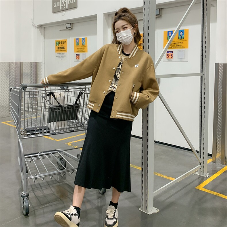 23年新品棒球服撞色休闲校园风夹克外套,女装短外套,菡迪欧娜