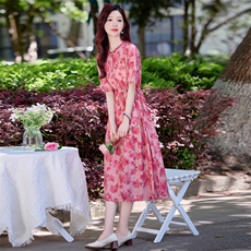 时尚收腰妈妈中年女装大码连衣裙2025夏季新款洋气显瘦棉麻碎花裙，女装连衣裙，涵墨