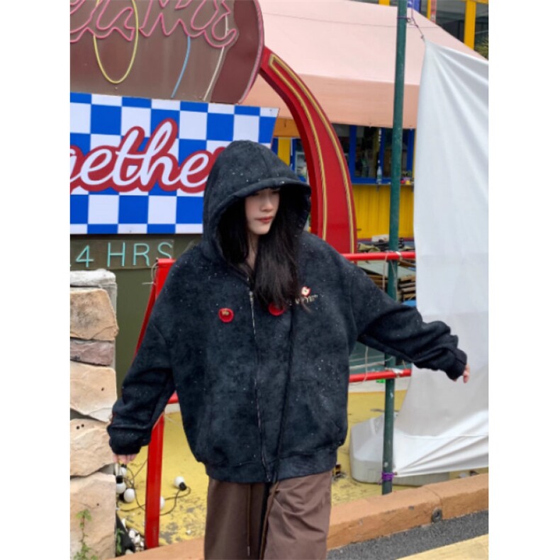 冬新款苹果刺绣连帽卫衣女宽松趣味设计感亮片开衫外套,女装短外套,星座506A
