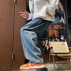 蓝色