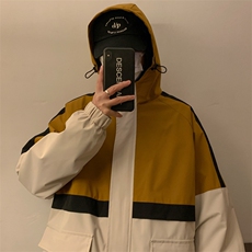 黄白色