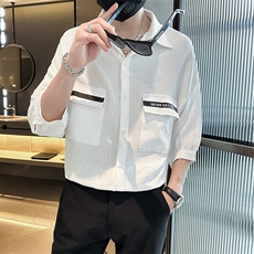 白色
