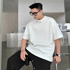 白色