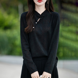 时尚百搭女士秋冬打底衫 简约纯色修身显瘦针织衫图片
