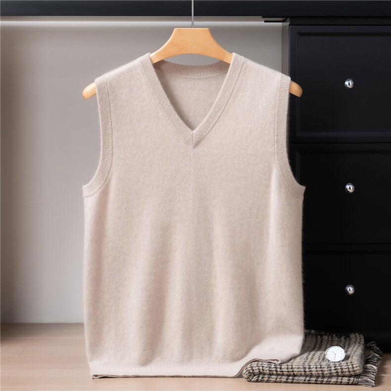 V领2025年秋季休闲时尚百搭马甲，男装背心/马甲，戎禾素