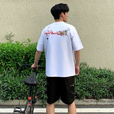 白色