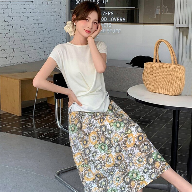 村口伊依82555时尚百搭针织衫+半身裙两件套女25夏新韩版休闲套装,女装套装/套裙,超帛