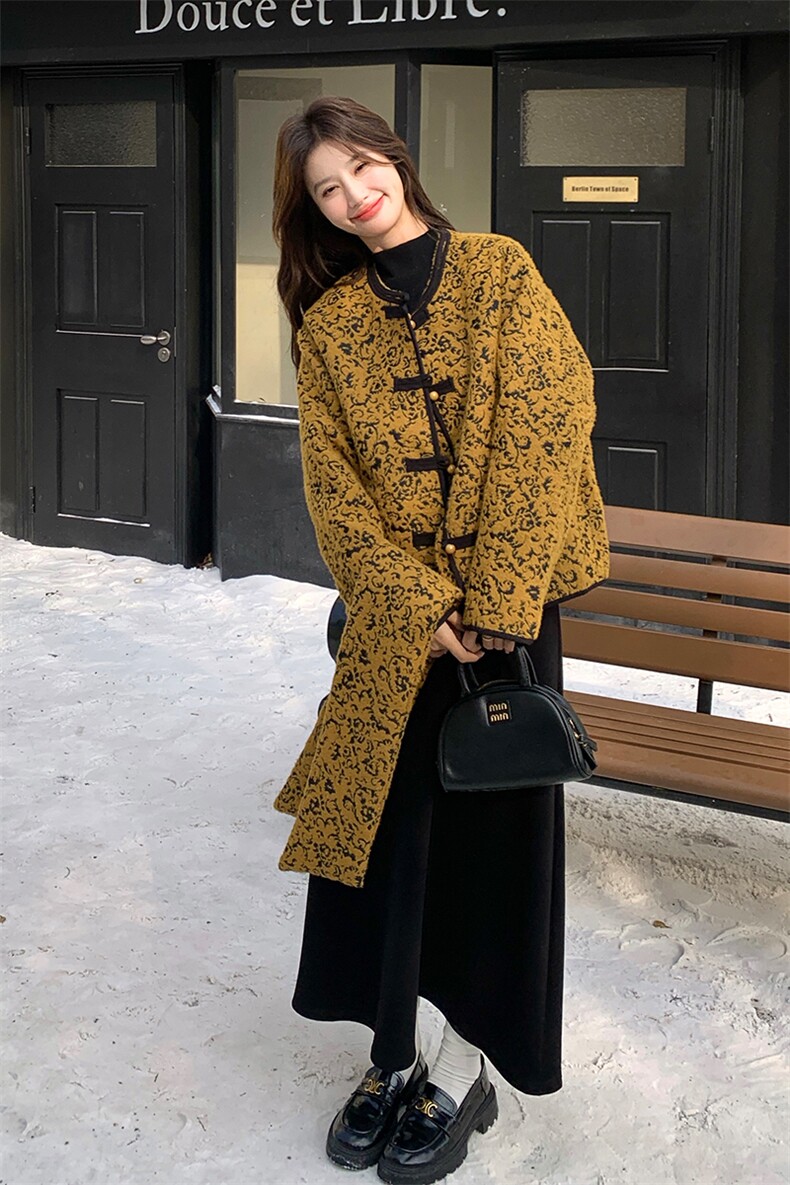 黄色国风提花保暖羽绒服半身裙套装2025冬季新款优雅新中式两件套,女装羽绒服,2C007