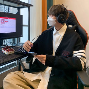 港风 秋款字母印花开衫V领四条杠毛衣 M351 P65控88图片