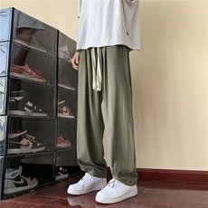 军绿色
