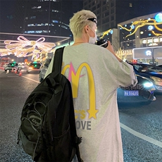浅灰色