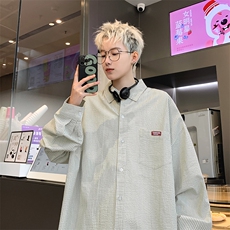 米白色