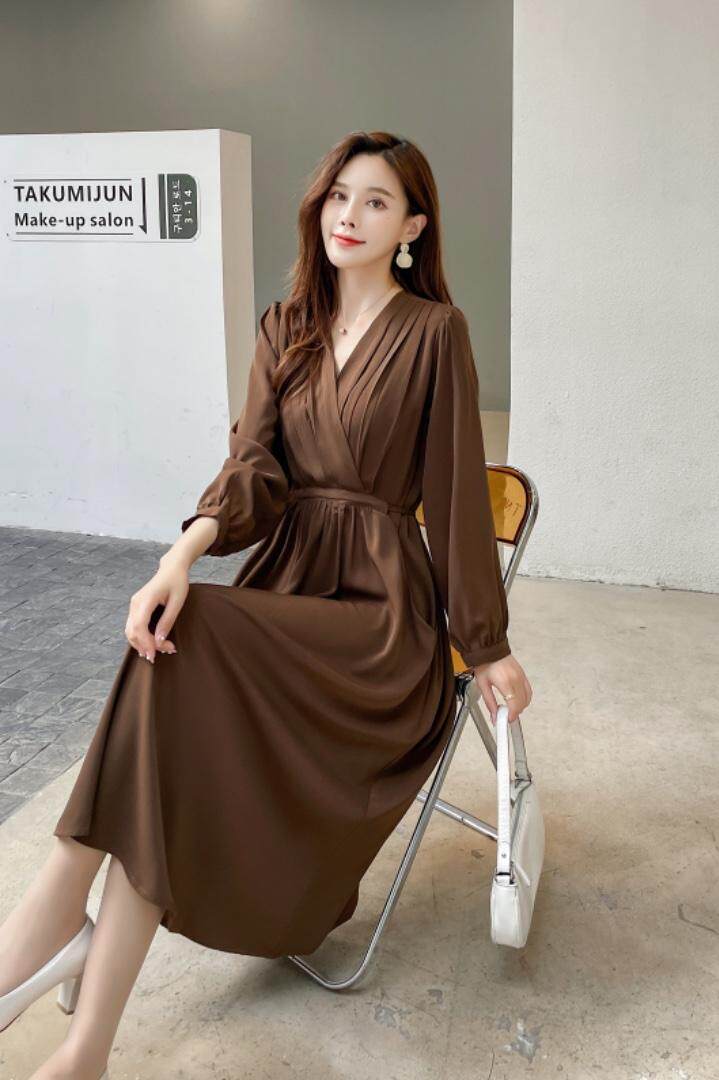 现货2021新款秋装净色连衣裙，女装连衣裙，秀水百合