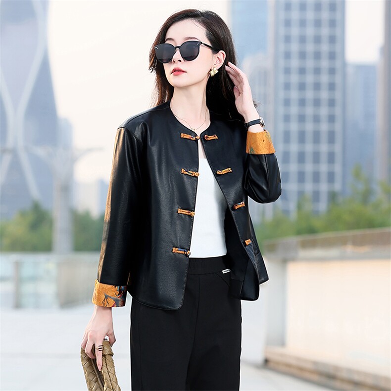 海宁妈妈皮衣2025年新款短款pu皮中年皮外套复古盘扣皮上衣,女装皮衣,臻衣坊