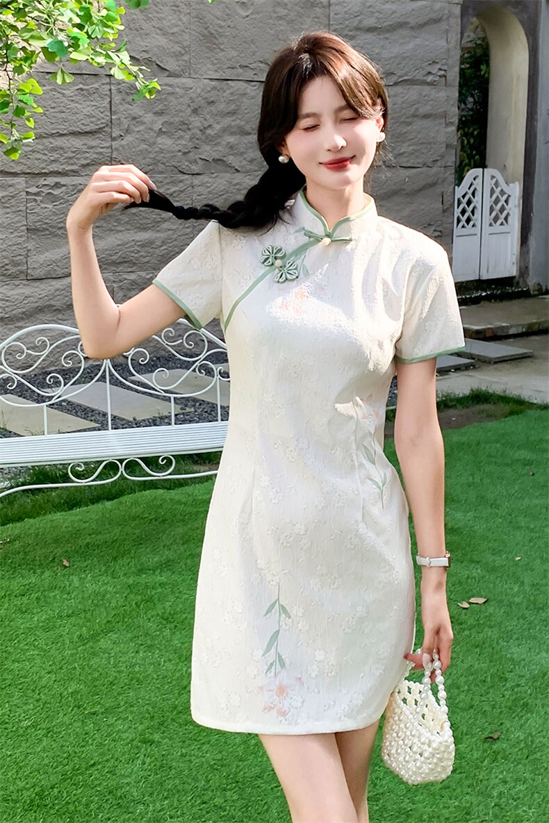 现货2024改良旗袍连衣裙年轻款女夏季新中式高级感禅意碎花裙,商品下架区,网红馆