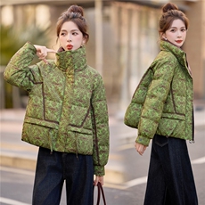 90绒白鸭绒羽绒服女2025冬季新款印花复古优雅加厚保暖，女装羽绒服，余墨