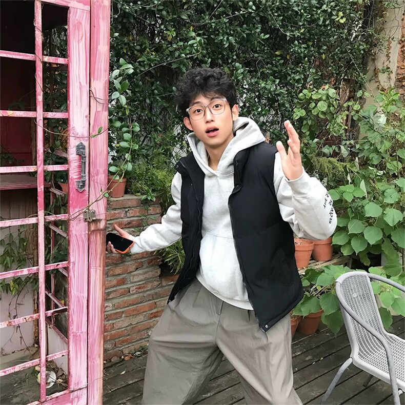 现货5W件冬季三防硬挺boxy短款立领棉衣马夹外套加厚马甲保暖棉服,男装棉衣,电商A443
