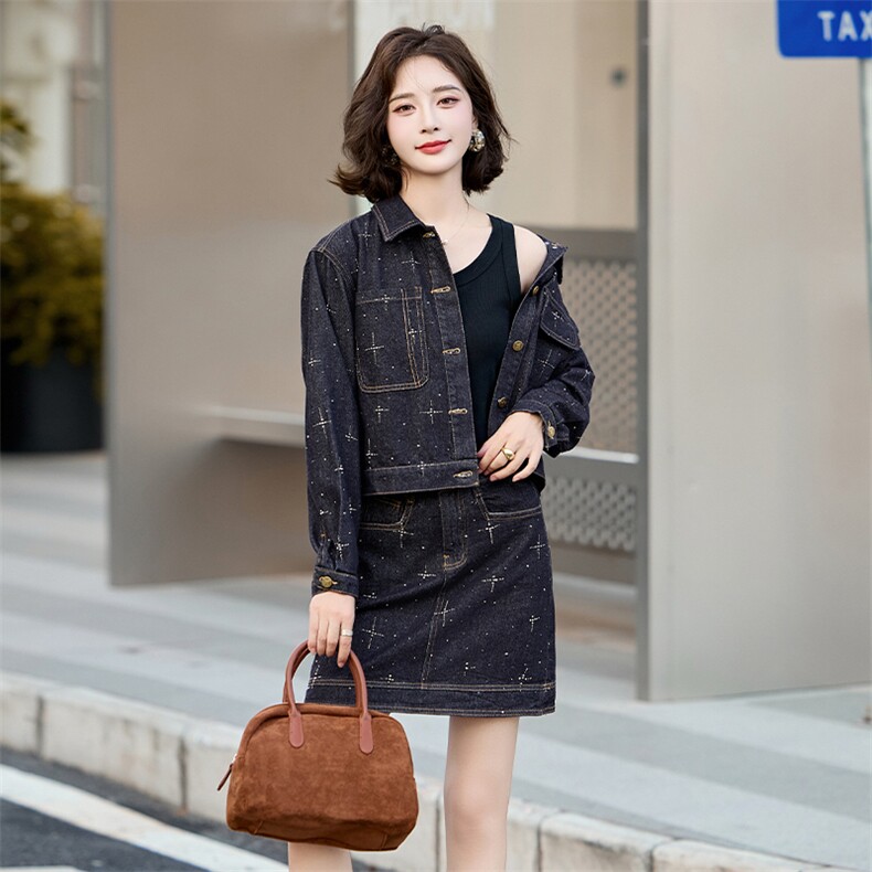 欧货复古设计感牛仔套装裤潮2024秋新款女时髦减龄气质短裙两件套,女装套装/套裙,江南女神