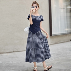 格纹拼接一字肩修身T恤半身裙套装两件套女夏法式温柔风格子长裙，女装套装/套裙，意芙