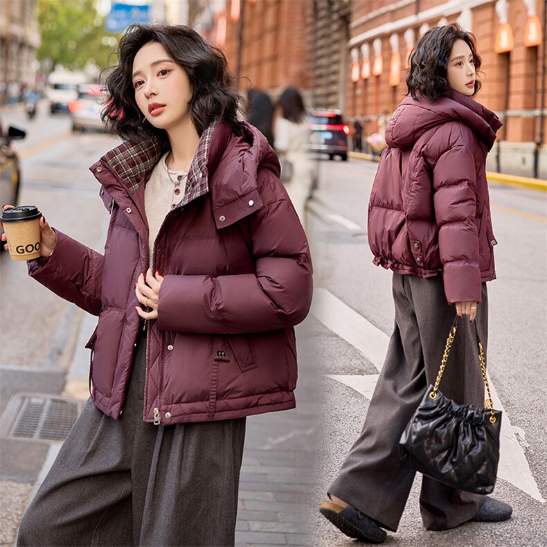 现货！2025冬季新款白鸭绒羽绒服女图片